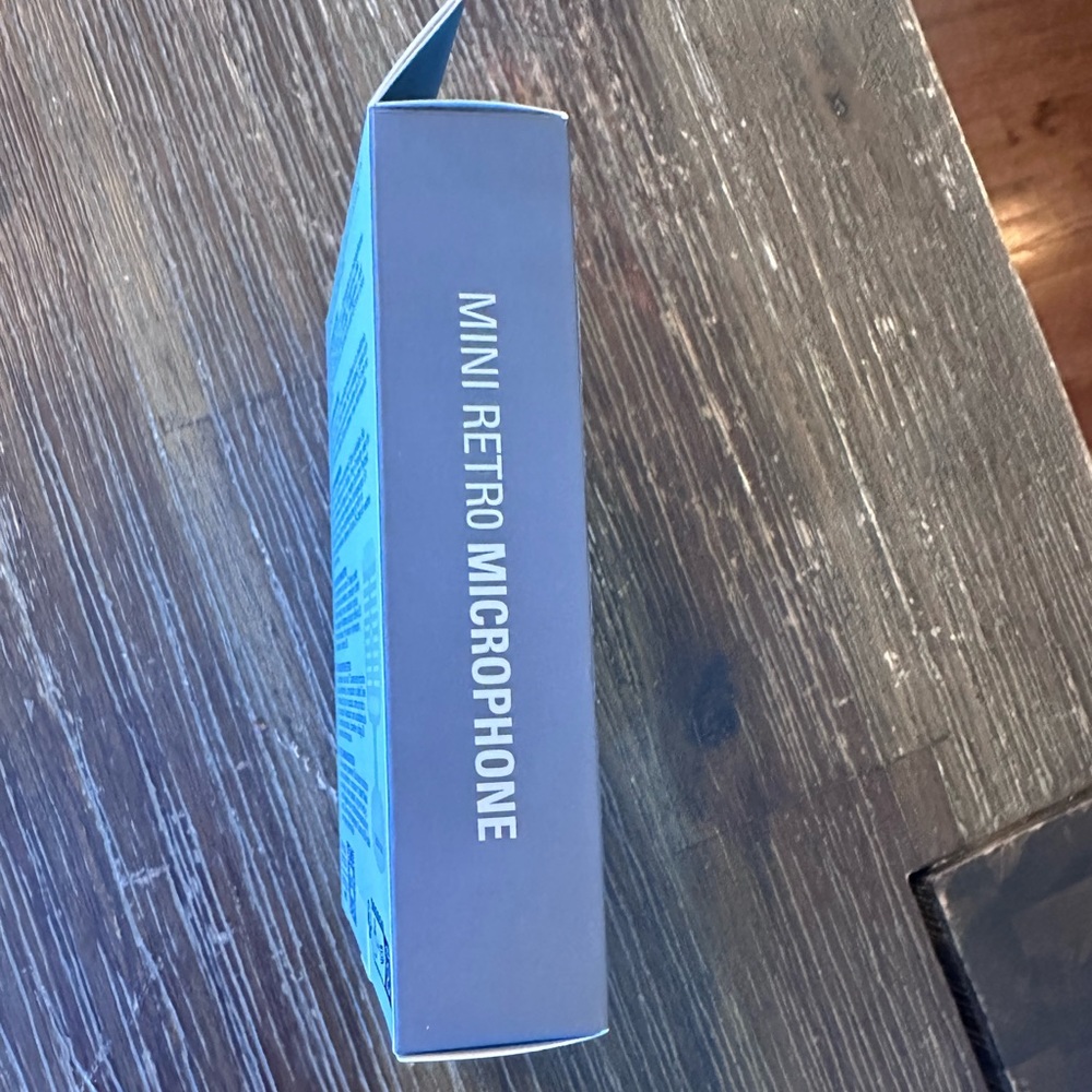 Mini Retro microphone - Picture 5 of 7